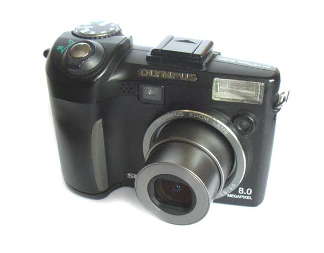 Цифровой фотоаппарат Olympus SP-350. Фото 1