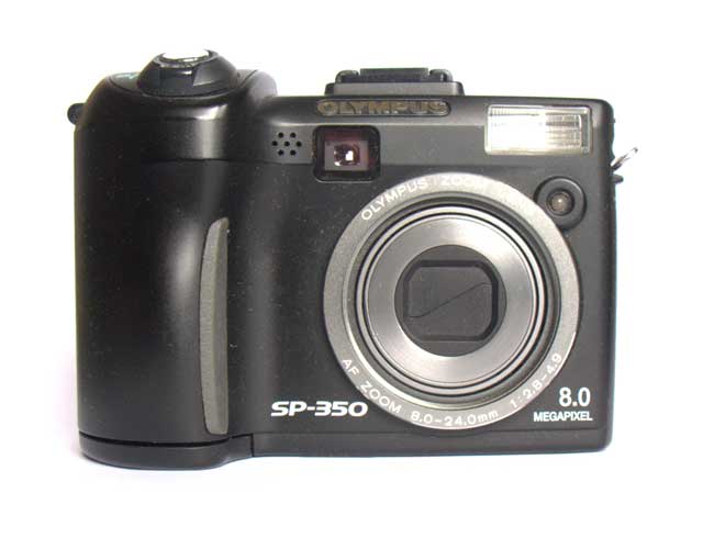 Компактная камера Olympus SP-350. Фото 2